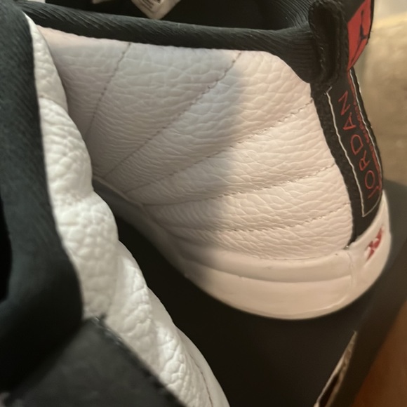 Boys Jordan’s size 3 preloved good condition - Picture 6 of 7